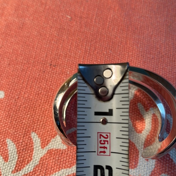 Tiffany & Co. Elsa Peretti Open Cuff Bracelet - Picture 9 of 16